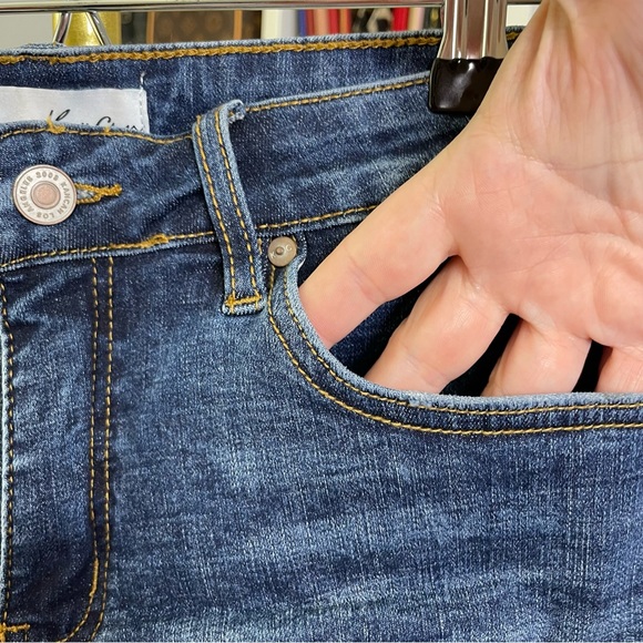 KanCan Dark Wash denim shorts w/ leopard pockets L - Picture 3 of 11